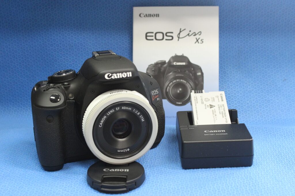 Canon EOS KISS X5　付属品あり　 40/2.8付 美品